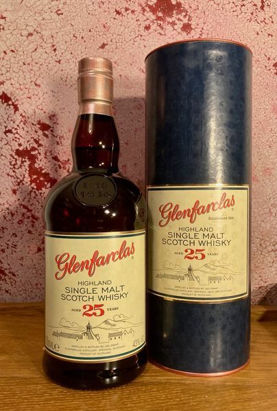 GLENFARCLAS 25 J.  --  original bottling  --  TOP Sherrycask Whisky !!